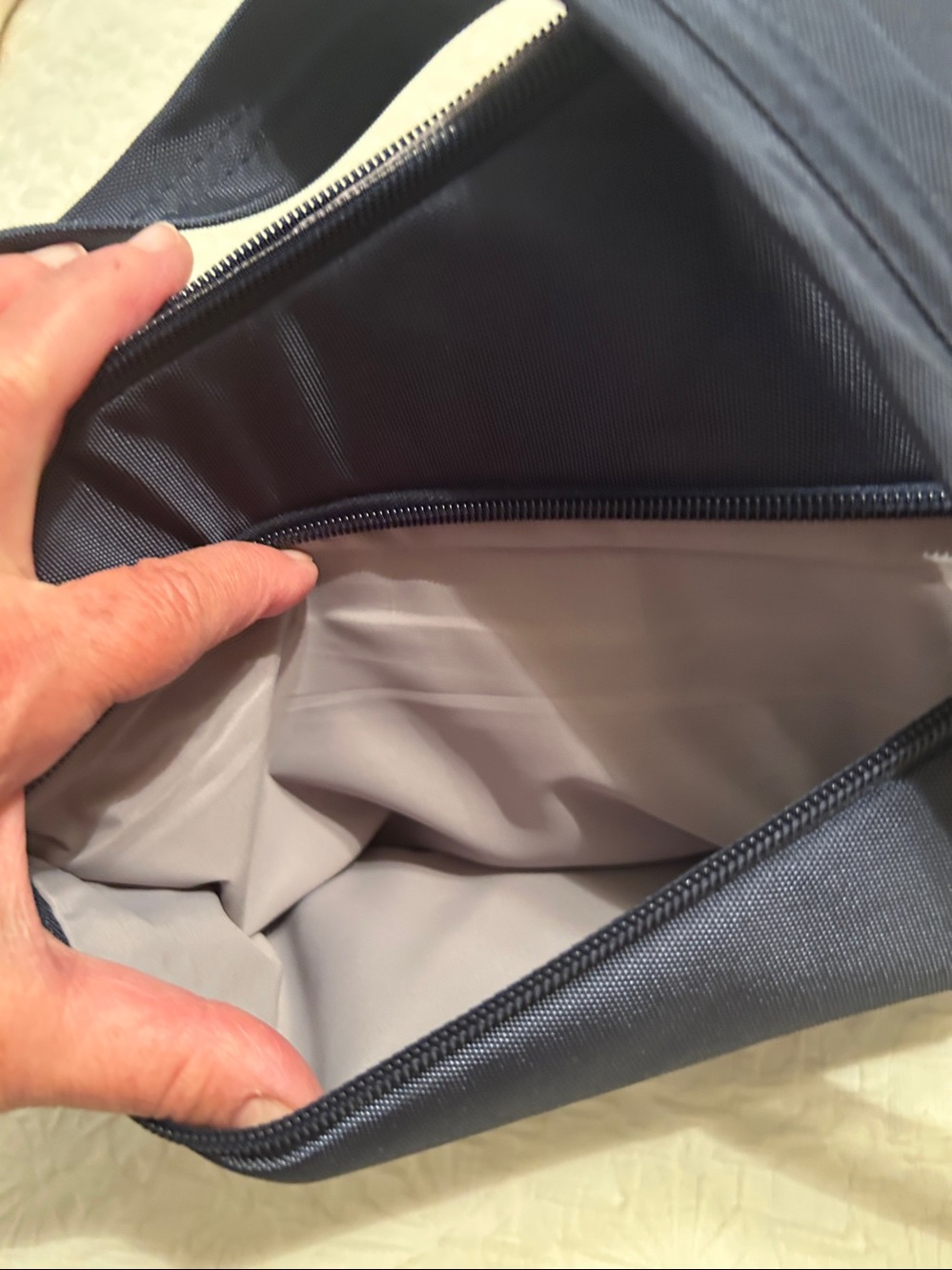 Travelon Navy Everyday Crossbody Messenger Bag - Picture 5 of 5